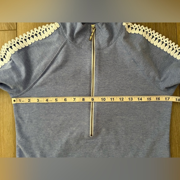 LILLY PULITZER Skipper Popover Lace Sleeves EUC - Picture 5 of 9